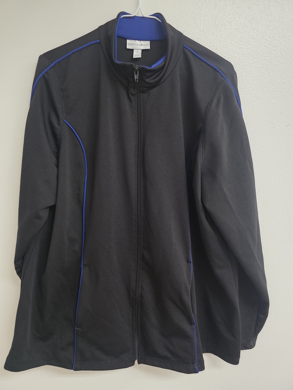 Fashion Bug Men’s Black Zip-Up Jacket with Blue Trim (0337)